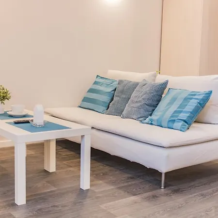 Kralova Vysina Apartment